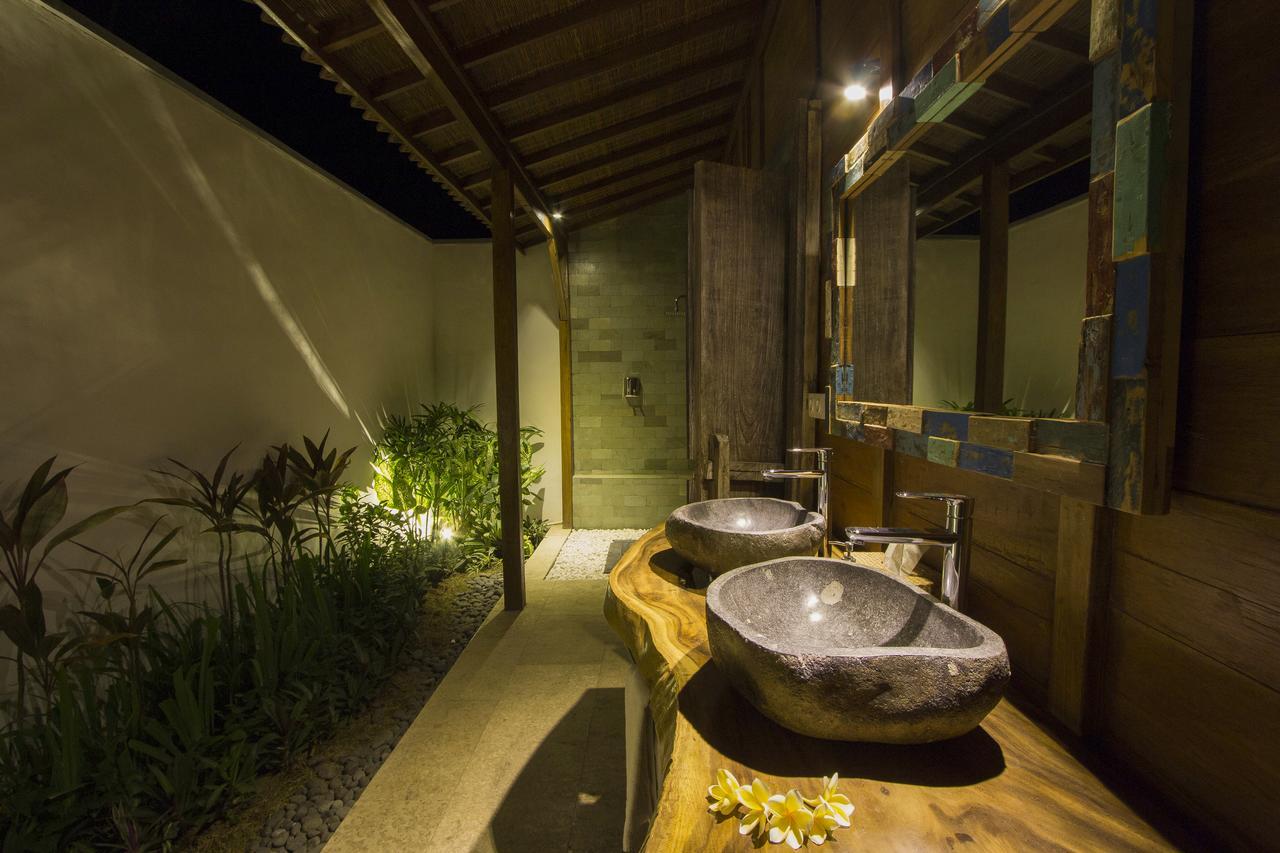 Benthos Bali Dive Resort Candi Dasa  Exterior photo